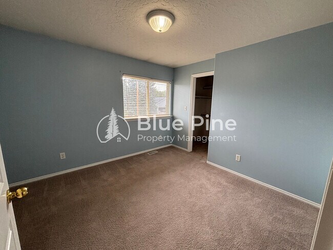 Building Photo - 3709 E 20th N