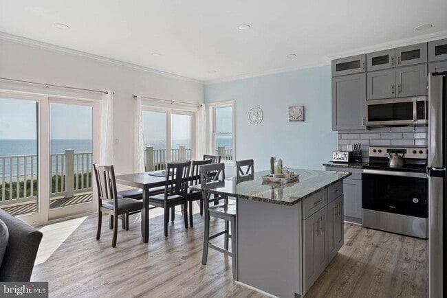 Building Photo - 29331 Clifton Shores Dr