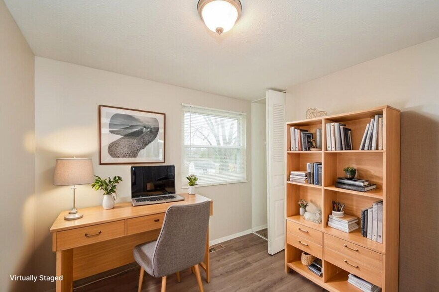 Building Photo - 11613 Whidbey Dr