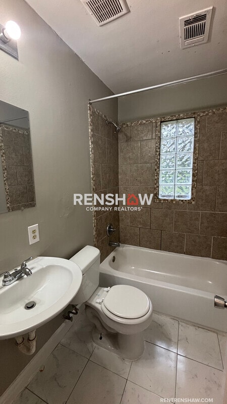 Building Photo - 899 Chatwood St