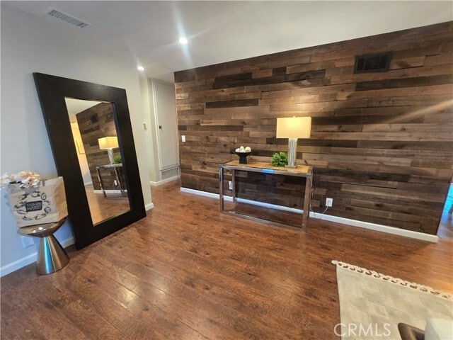 Building Photo - 607 Sixth St