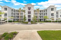Building Photo - 14061 Heritage Landing Blvd
