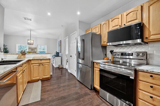 Building Photo - 14906 Foy Dr