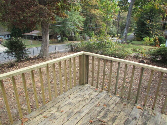 Building Photo - Cute 2 Bedroom Home available in Stanley!!