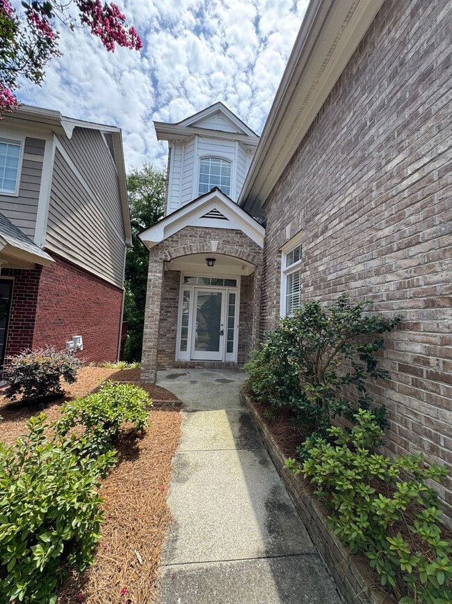 Building Photo - Executive Rental in Pear Alley Condominium...