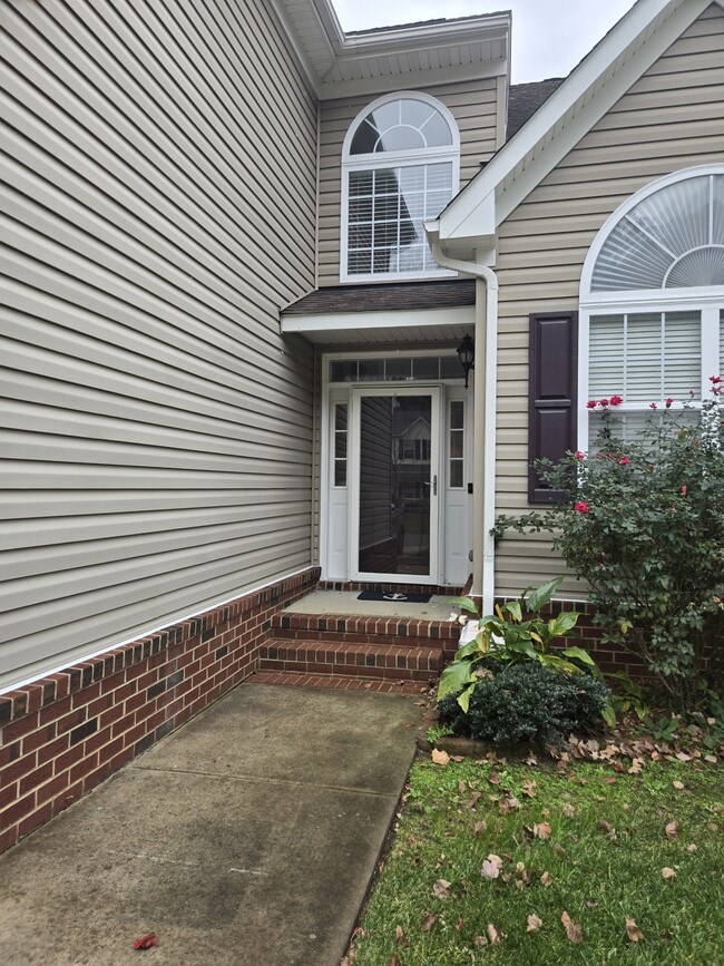 Building Photo - 2009 Breck Ave