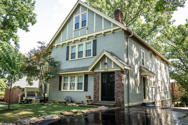 Building Photo - 49SW1105