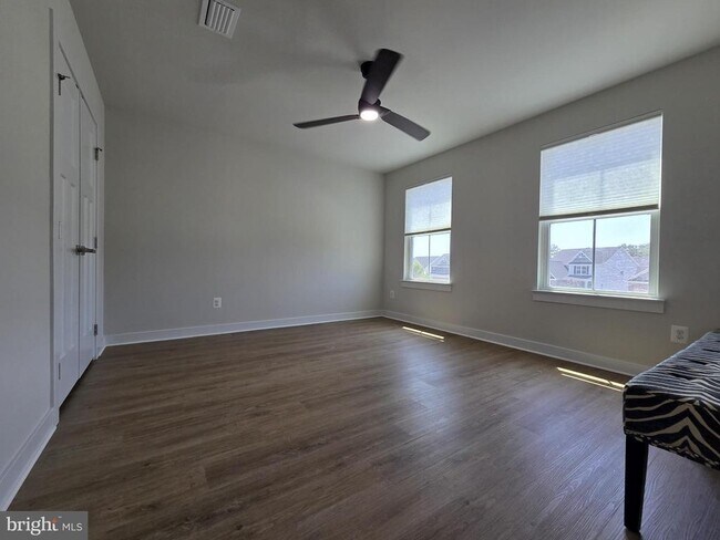 Building Photo - 7550 Mint Springs Ct