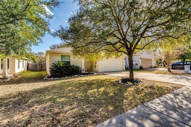 Building Photo - 1307 Dillon Lake Bend