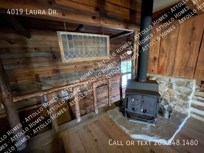 Building Photo - 4019 Laura Dr