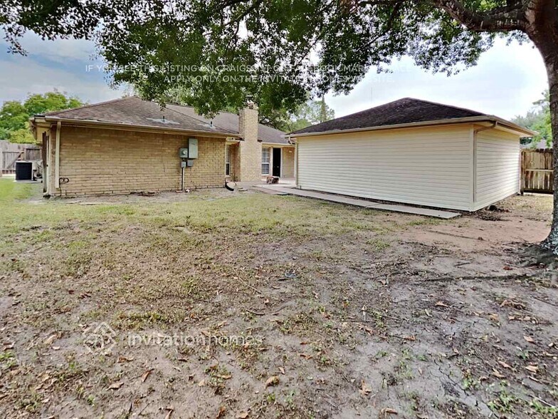 Building Photo - 1374 New Tree Ln