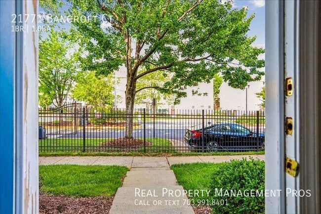 Building Photo - 21771 Bancroft Ct