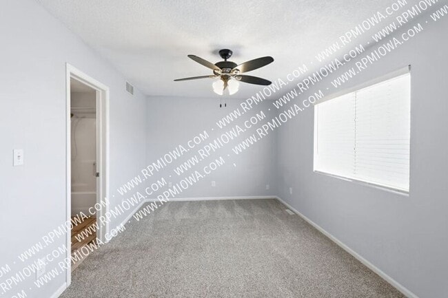 Building Photo - 4025 SE 25th St