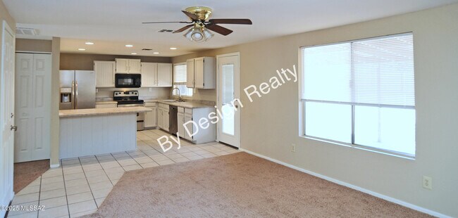 Building Photo - 7230 N Ulene Pl