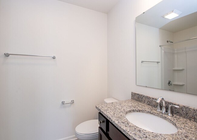 Building Photo - BEAUTIFUL 2 Bedroom Townhome in Cox Mill District AVAILABLE JUNE 2026