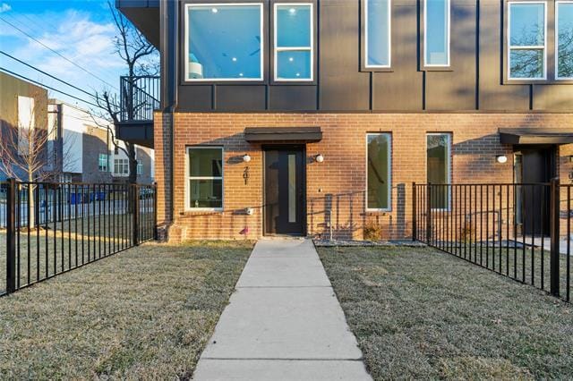 Building Photo - 2101 N Prairie Ave