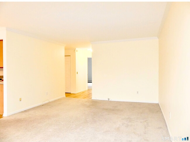 Building Photo - 50 Aiken St