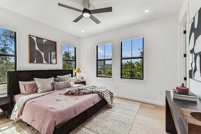 Building Photo - New Construction Townhome For Lease