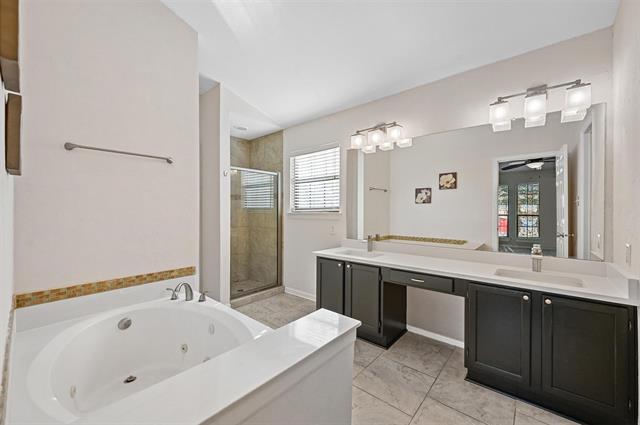 Building Photo - 1561 Yaggi Dr