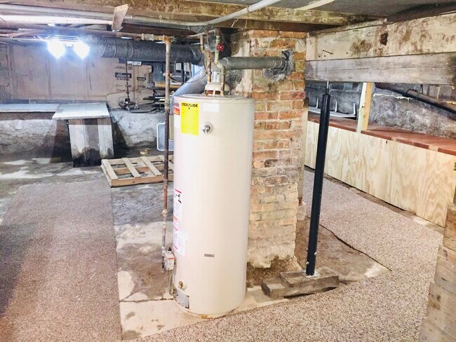 Basement - 3025 Crescent Ave