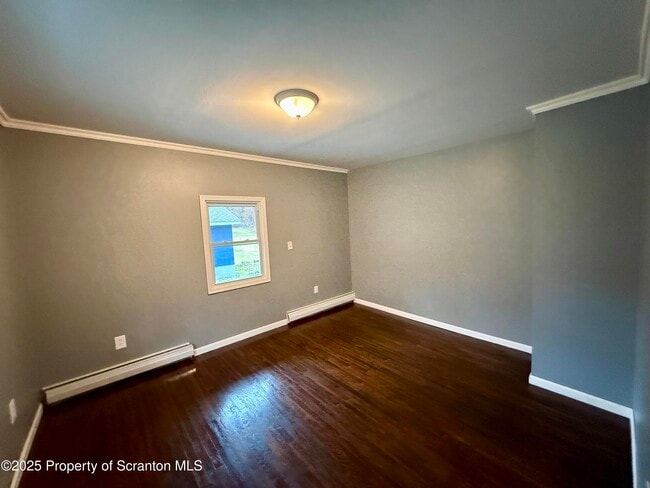 Building Photo - 112 Mowry Rd