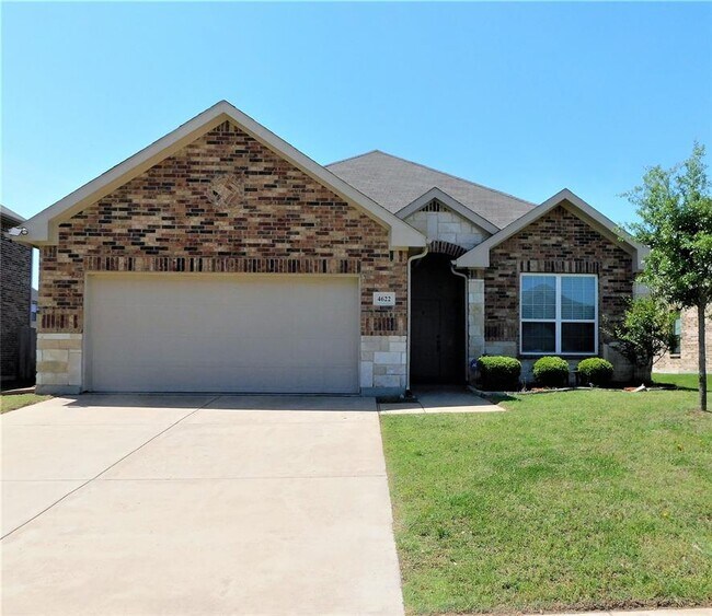 Primary Photo - 4622 Cormorant Dr