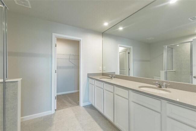 Building Photo - 19309 Blue Pond Dr