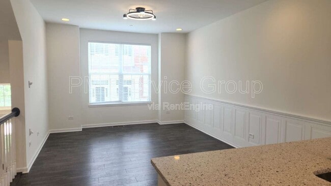 Building Photo - 4444 Monroe Ct
