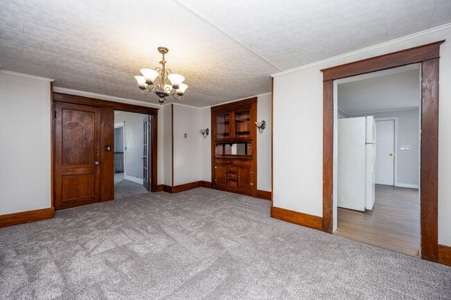 Building Photo - 757 Holt Rd