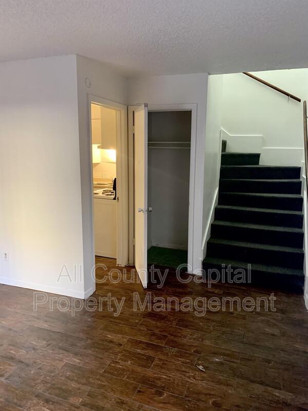 Building Photo - 2904 Sweeney Ln