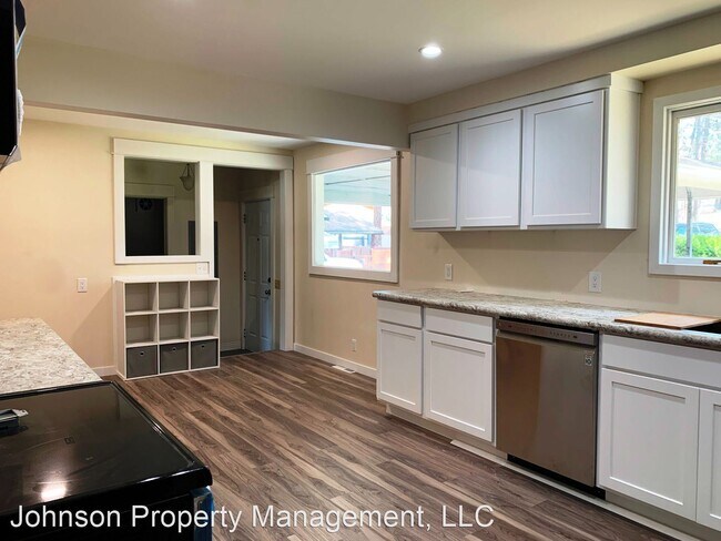 Building Photo - 3 br, 2 bath House - 13418 N Mill Road