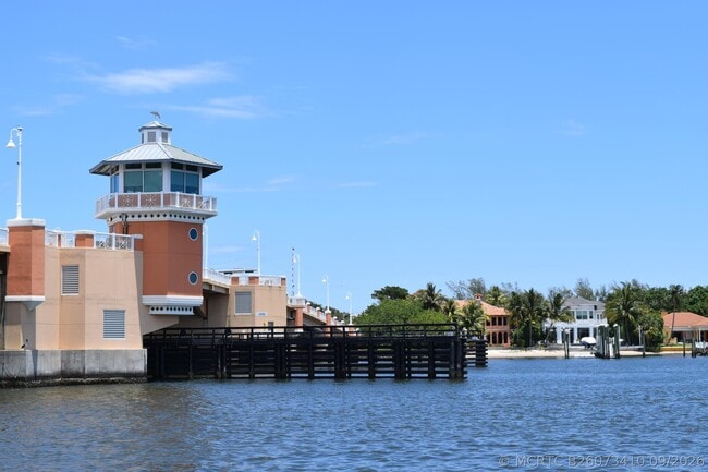 Building Photo - 4500 S Ocean Blvd