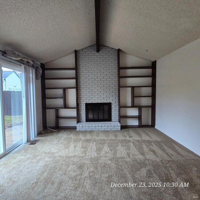 Building Photo - 4875 Silverado Dr