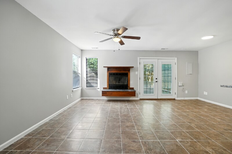 Building Photo - 4721 Woodglen Ct