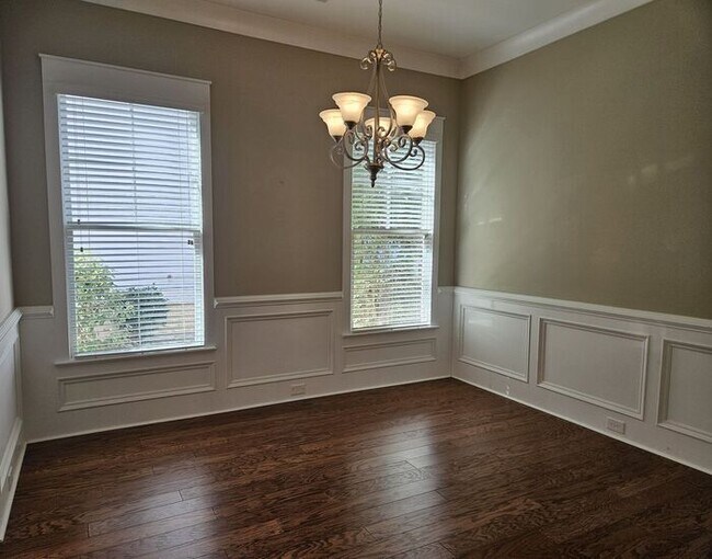 Building Photo - Live at the Saluda River Club