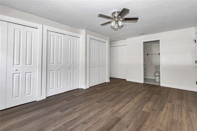 Building Photo - 11440 E Blue Cove Dr