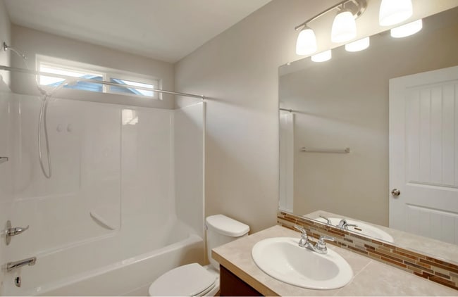 Building Photo - 253 NE Sloane Way