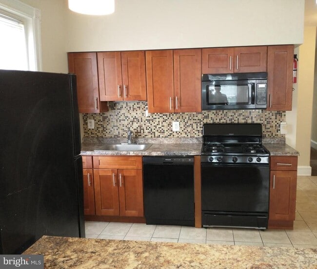 Building Photo - 6369 Sherman St