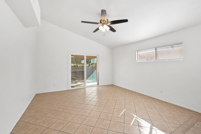 Building Photo - 8080 N Tackroom Ln