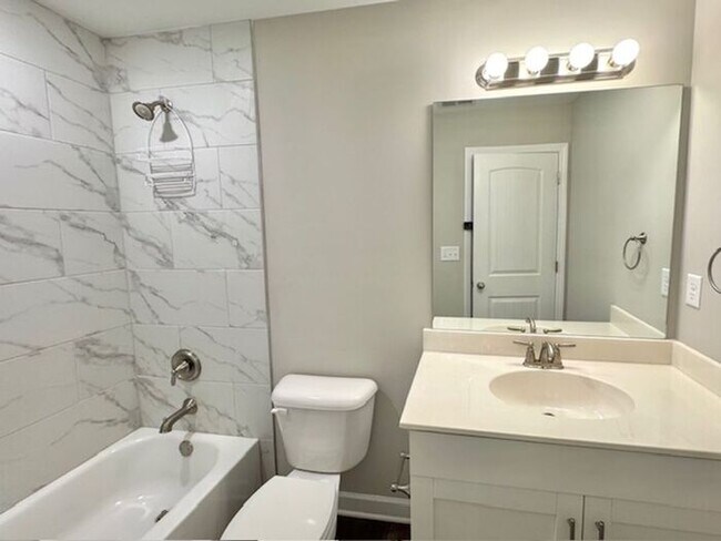 Building Photo - Now Leasing in Millington @ Winstone. 4-Be...