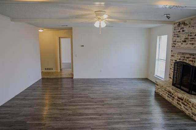 Building Photo - 2120 Teakwood Ln
