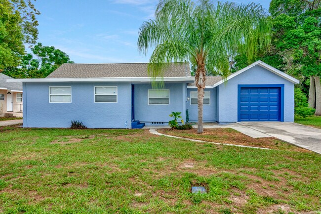 Building Photo - 1515 Sadlon Ave
