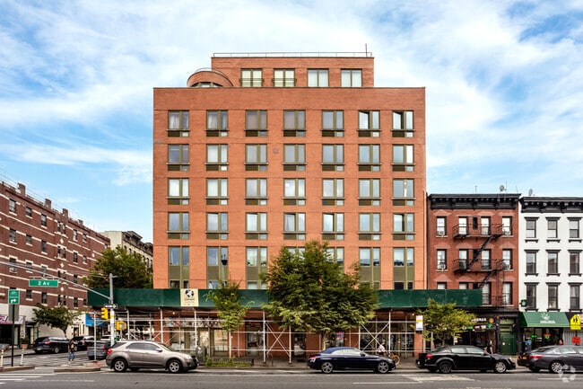 Building Photo - Crown Condominium