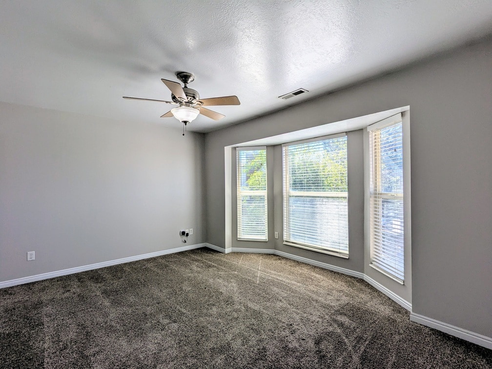 Building Photo - 2785 W 5525 S