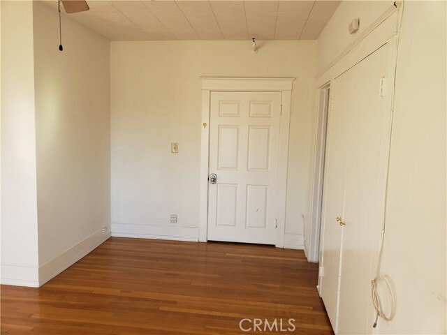 Building Photo - 323 W 4th St