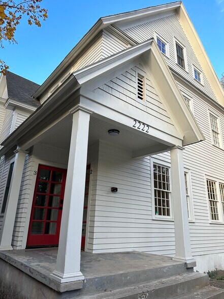 Front Entrance - 2222 W 2nd Ave