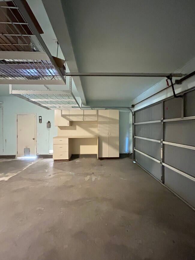 Building Photo - 2412 Hooftrail Way