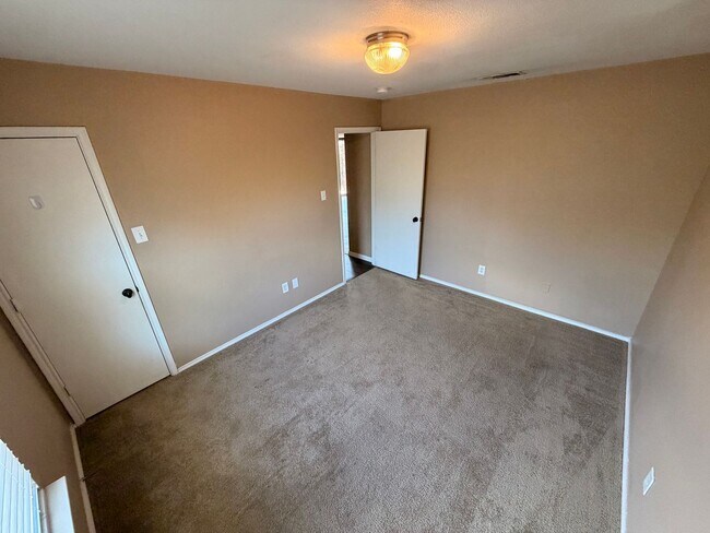 Building Photo - 10504 Aransas Dr
