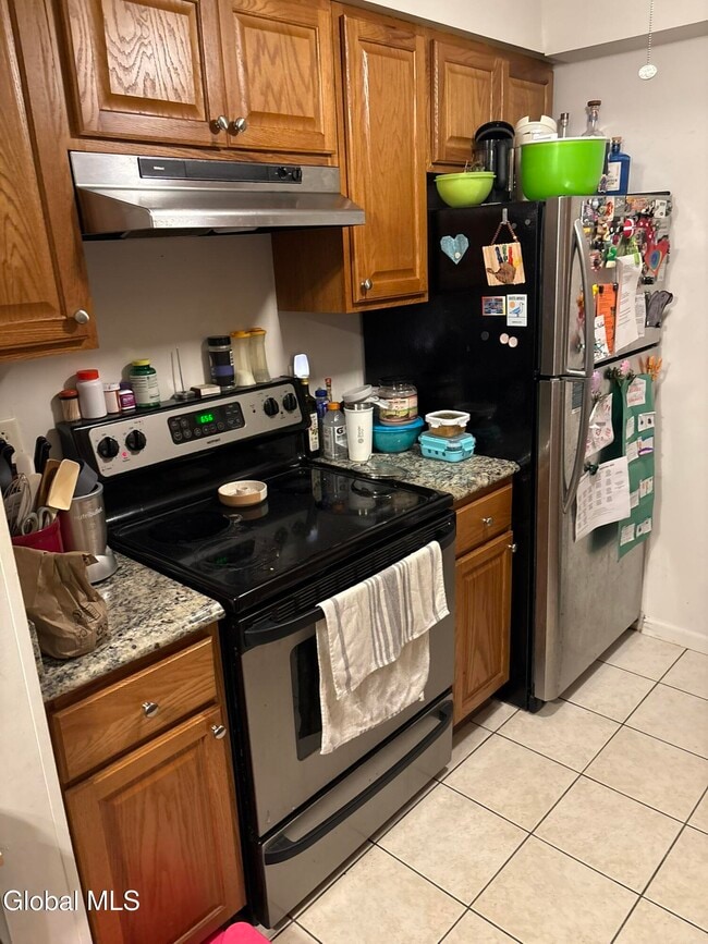 Building Photo - 161 Cedarview Ln