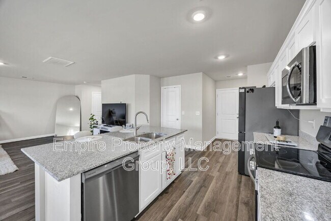 Building Photo - 706 Common Widgeon Wy